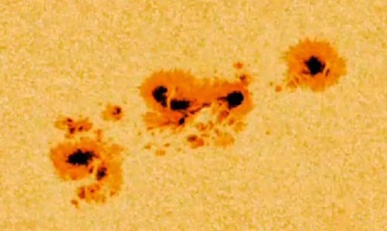 ar1158b.jpg