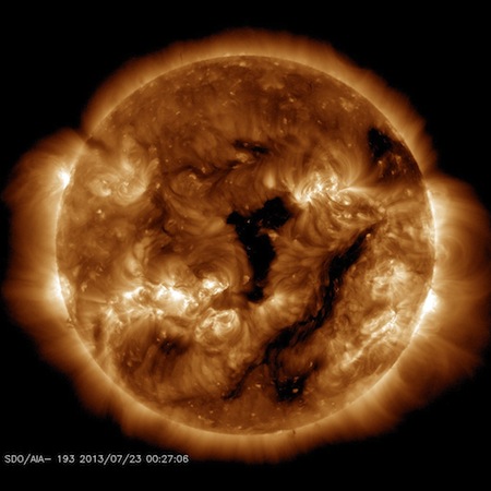 coronalhole_0723.jpg
