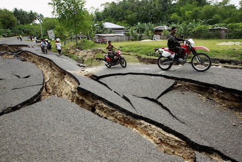 philippines-earthquake.jpg