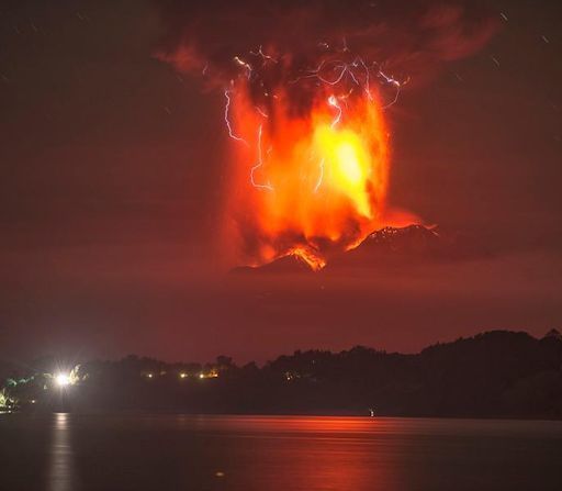 volcanic-lightning.jpg